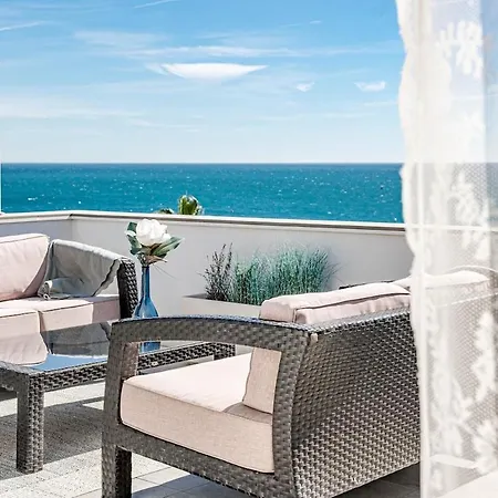 Victoria Blu Ref #95 * Estepona